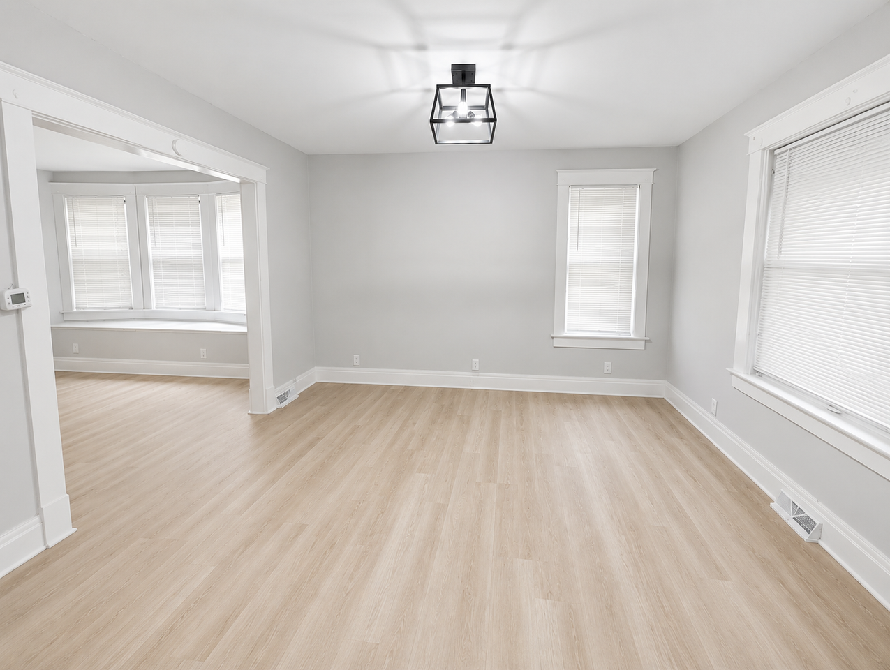 815 Elmwood Ave - Photo 5 of 11