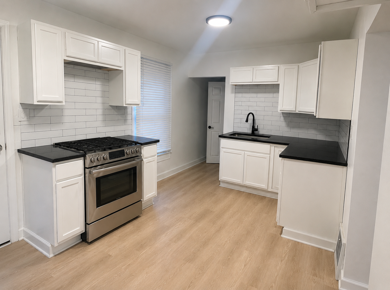 4112 Park Ave - Photo 2 of 18