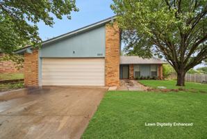featured image of 1615 N Briarwood St