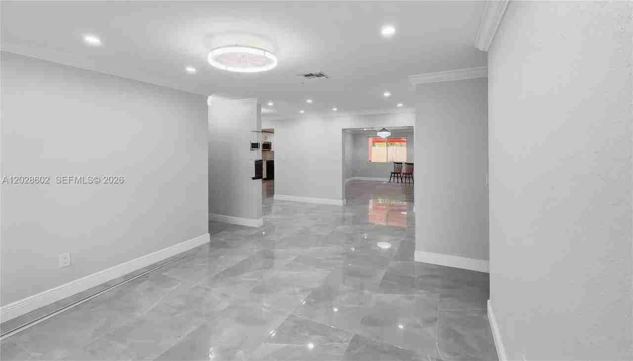 20081 Nw 15th Ave - Photo 2 of 16