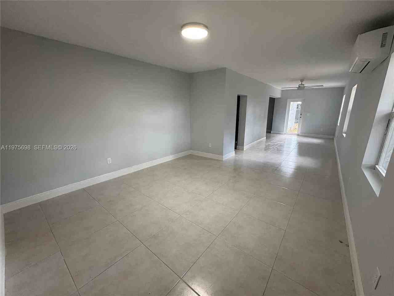 3600 Swave - Photo 2 of 10