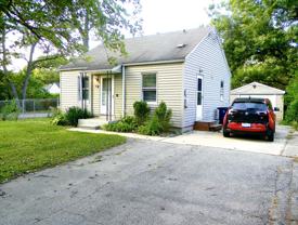 3303 Oakwood St - Photo 1 of 1