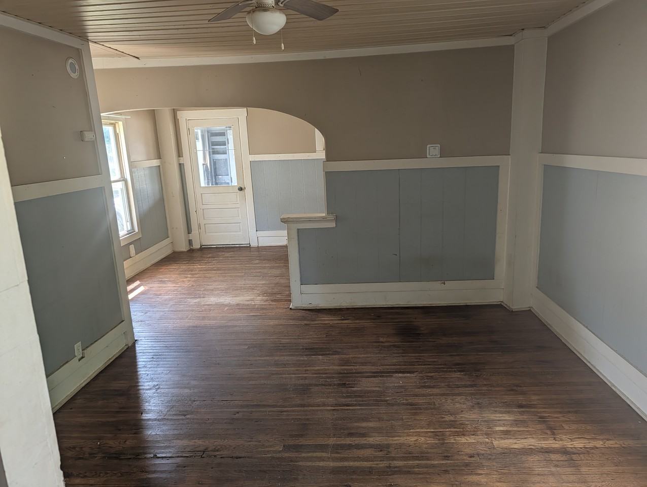1033 Myers Ave #1033 - Photo 4 of 7