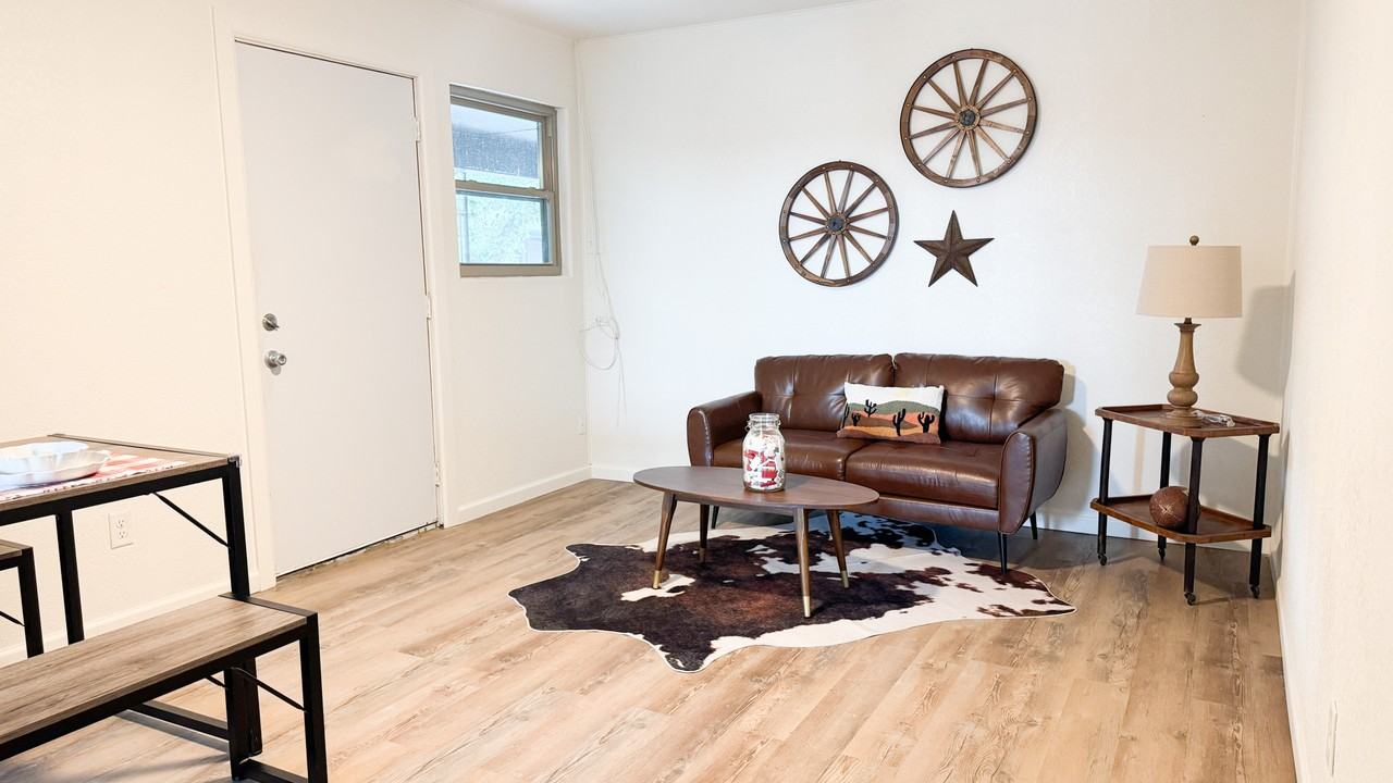 1710 9th St #24 - Photo 7 of 9