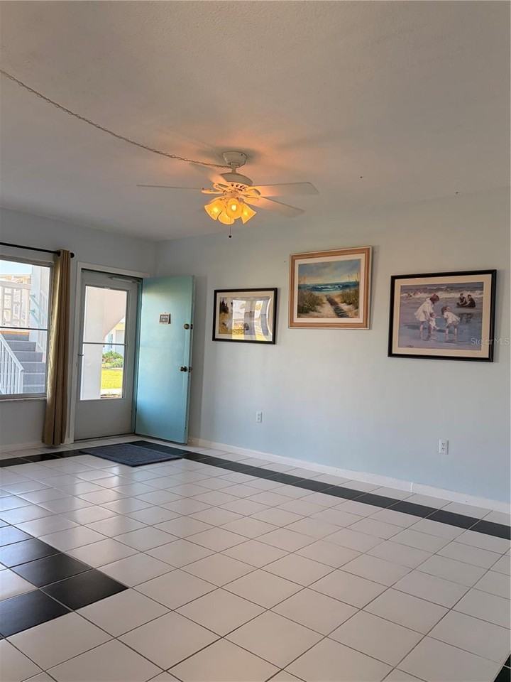 3009 North Halifax Avenue #2 - Photo 4 of 26