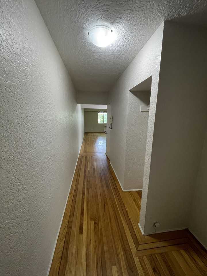 1926 Balsam - Photo 5 of 9