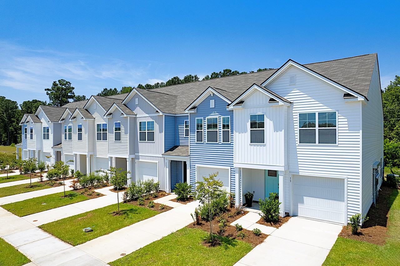 Waterside at Rice Hope Townhomes For Rent - Photo 5 of 22