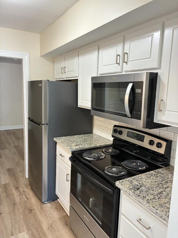 1604 Pecan Court - Photo 5 of 10