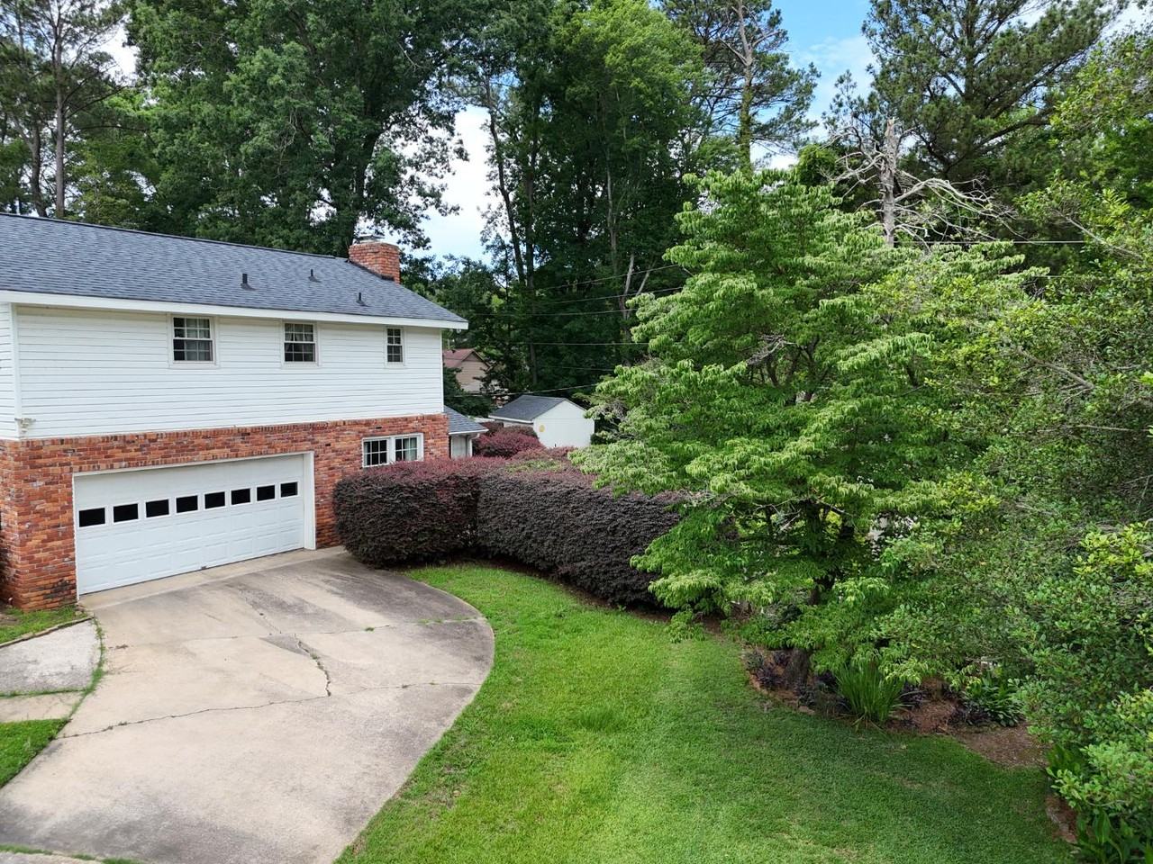 625 Challedon Dr - Photo 4 of 11