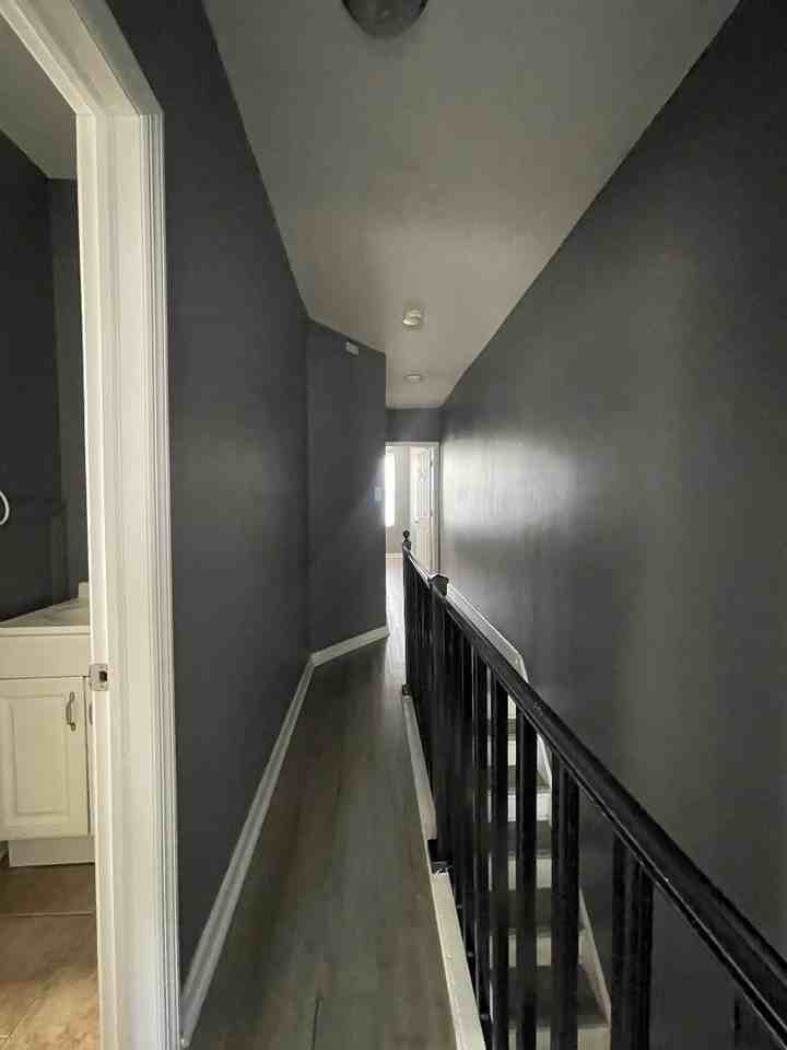846 York St - Photo 2 of 11