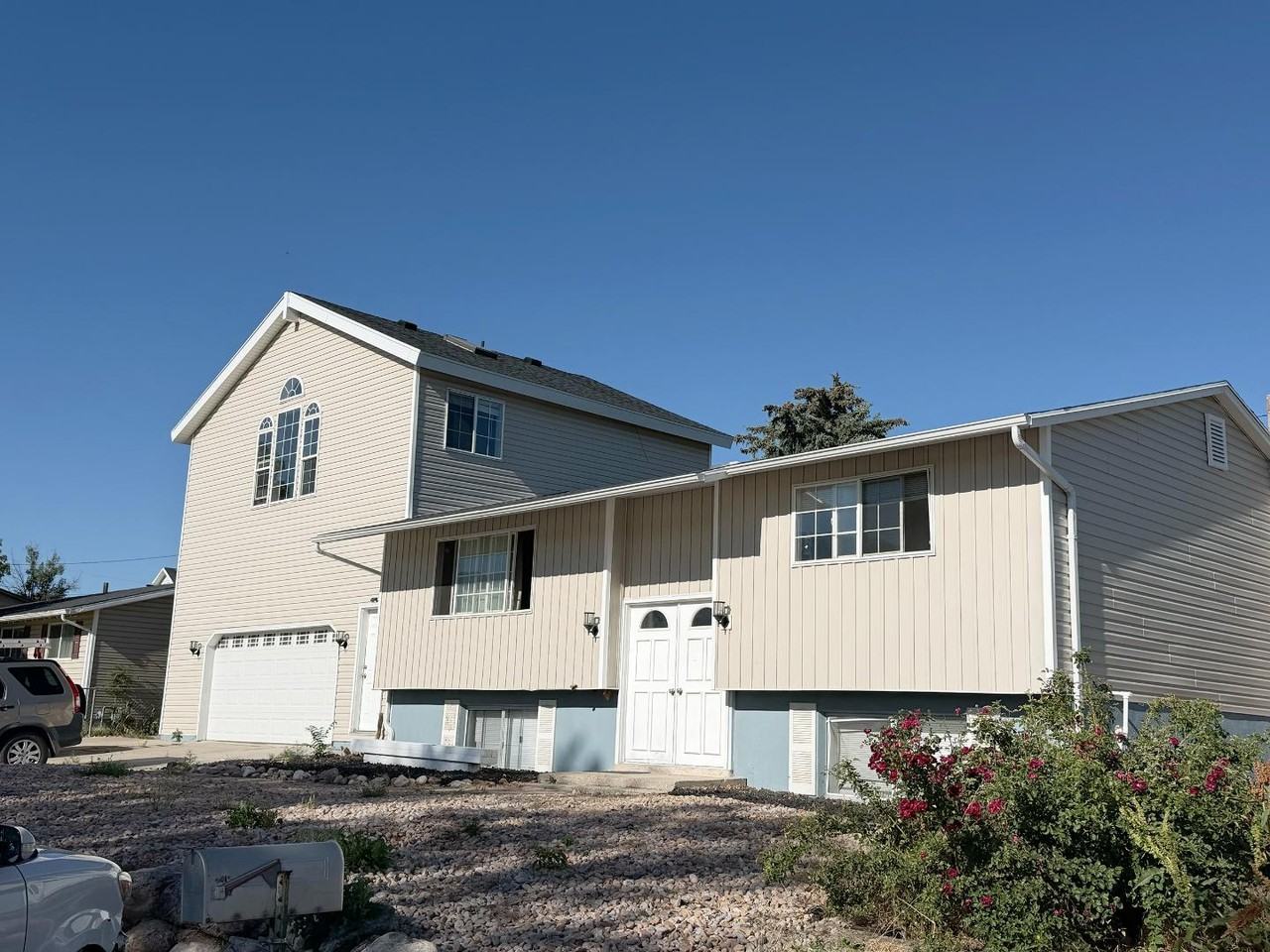 457 N 750 E - Photo 2 of 10