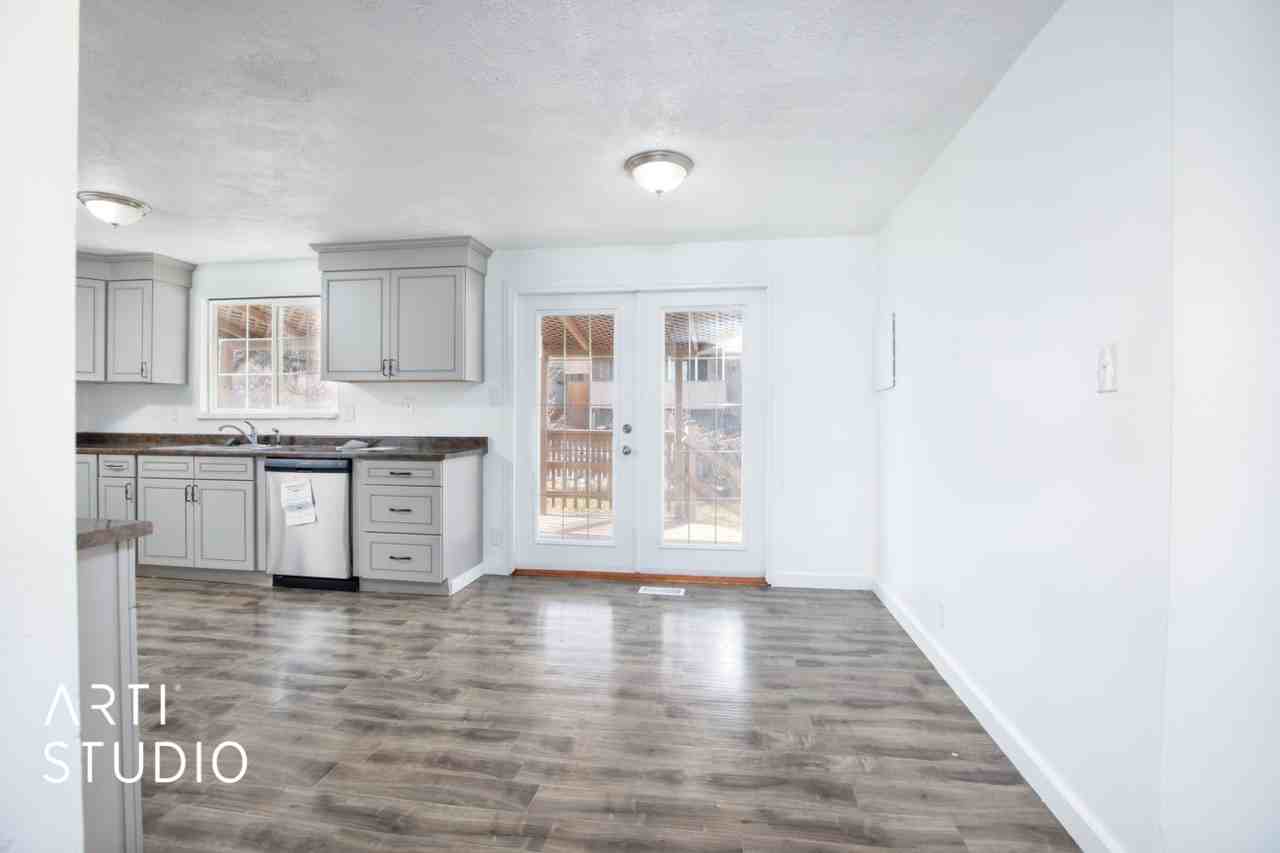 457 N 750 E - Photo 6 of 10