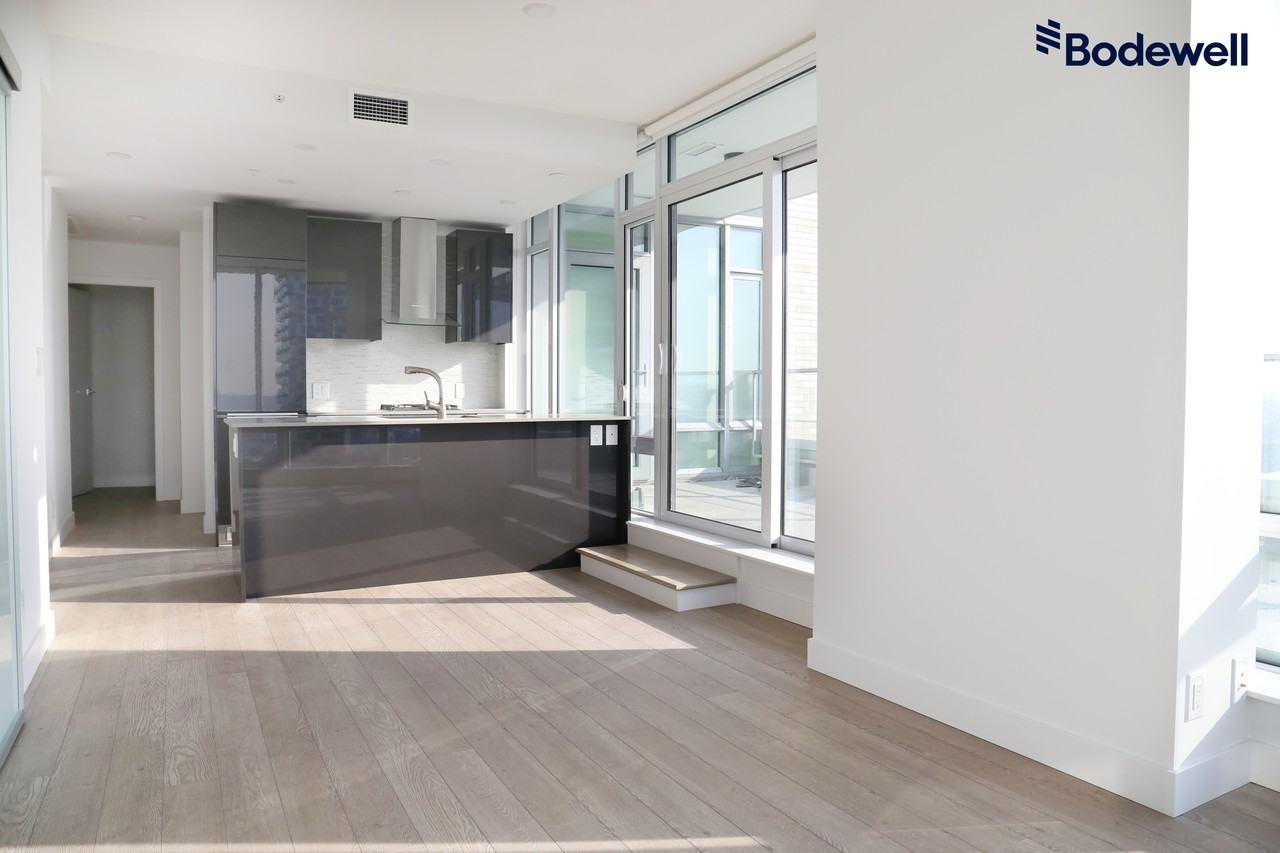 1283 Howe St - Photo 3 of 16