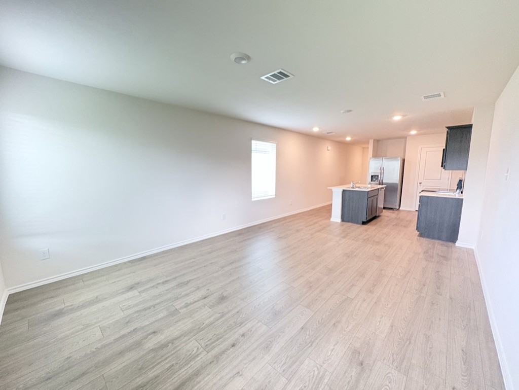 1144 Northfield Dr #1 - Photo 3 of 20