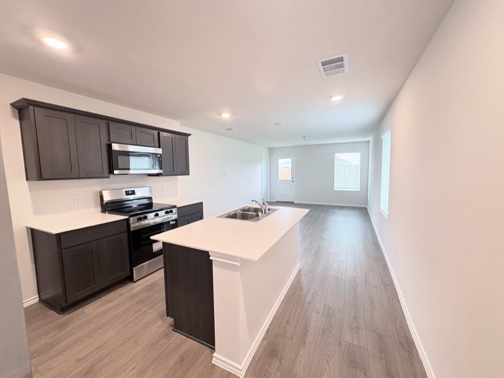 1144 Northfield Dr #1 - Photo 6 of 20