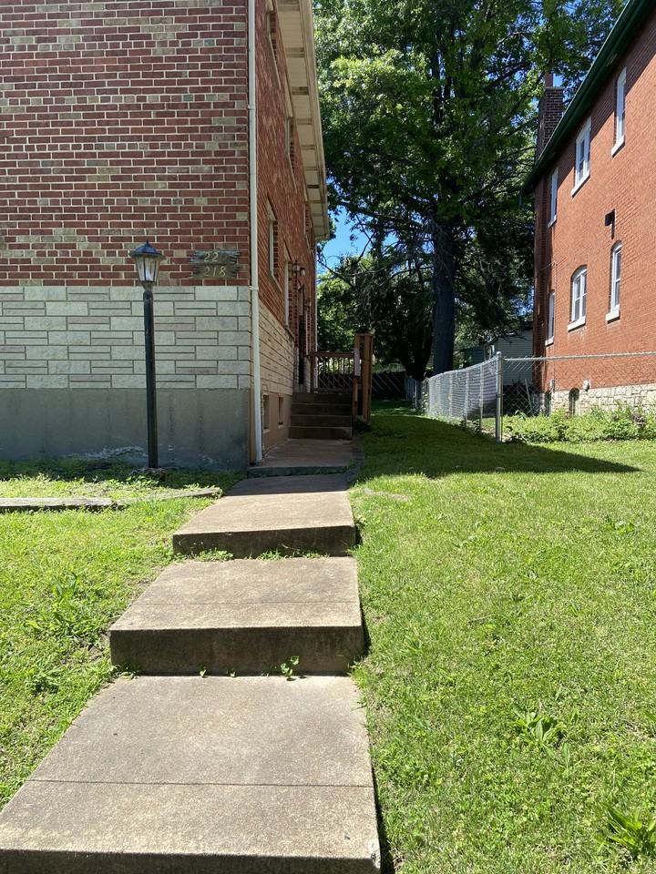 218 Bellerive Blvd #218A - Photo 3 of 6
