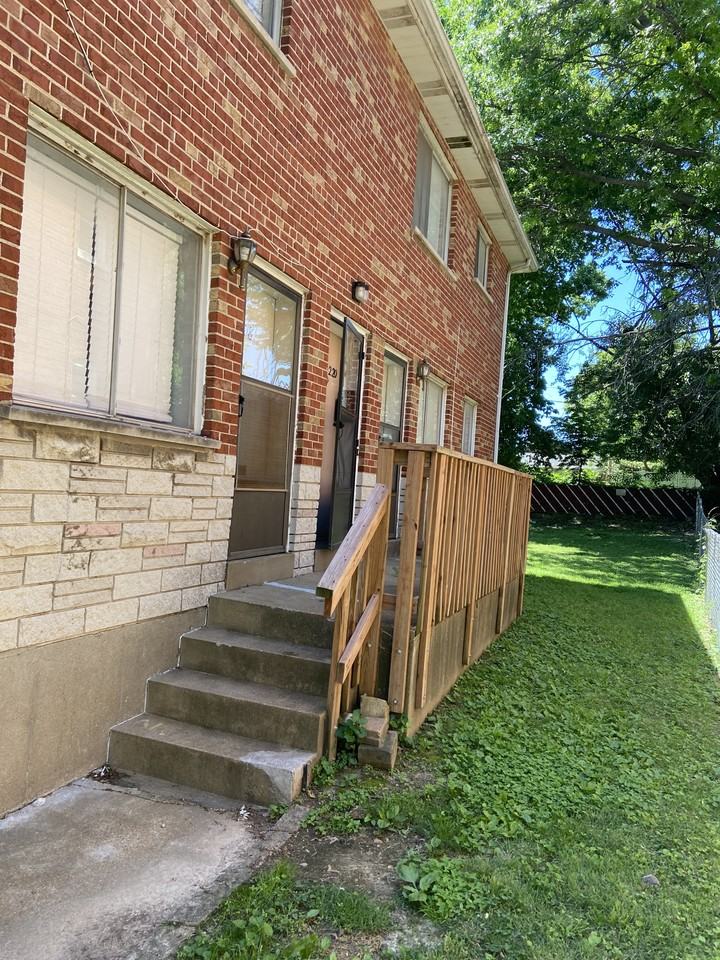 218 Bellerive Blvd #218A - Photo 4 of 6