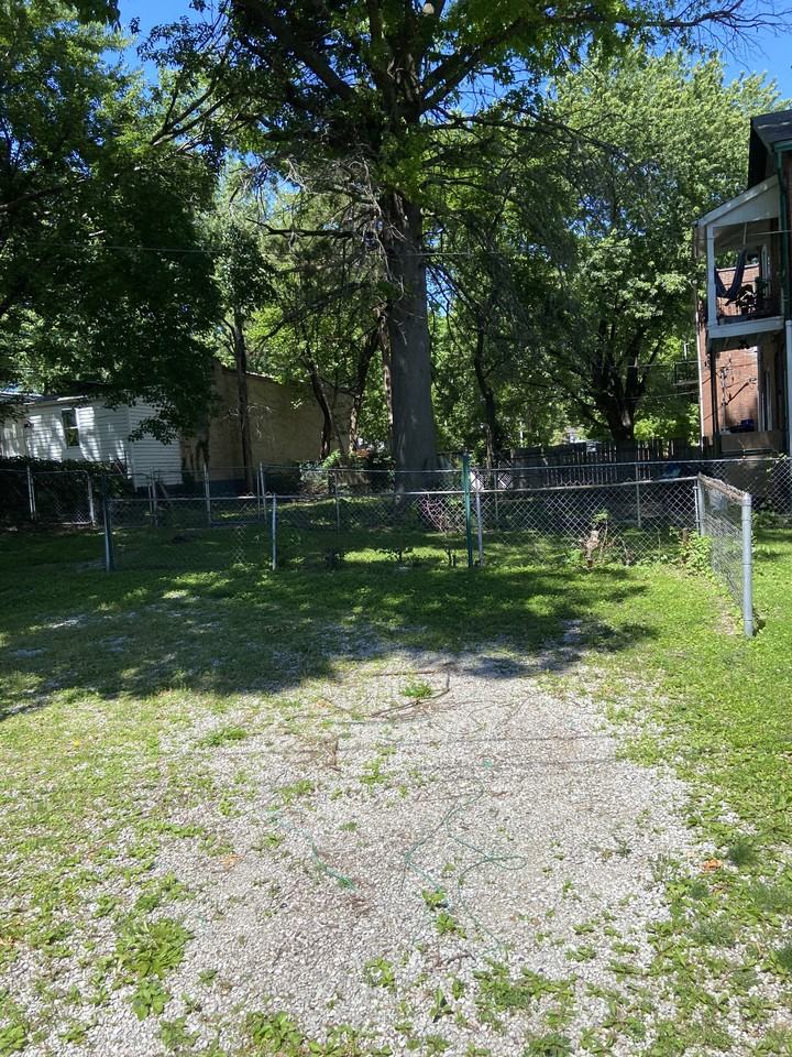 218 Bellerive Blvd #218A - Photo 6 of 6