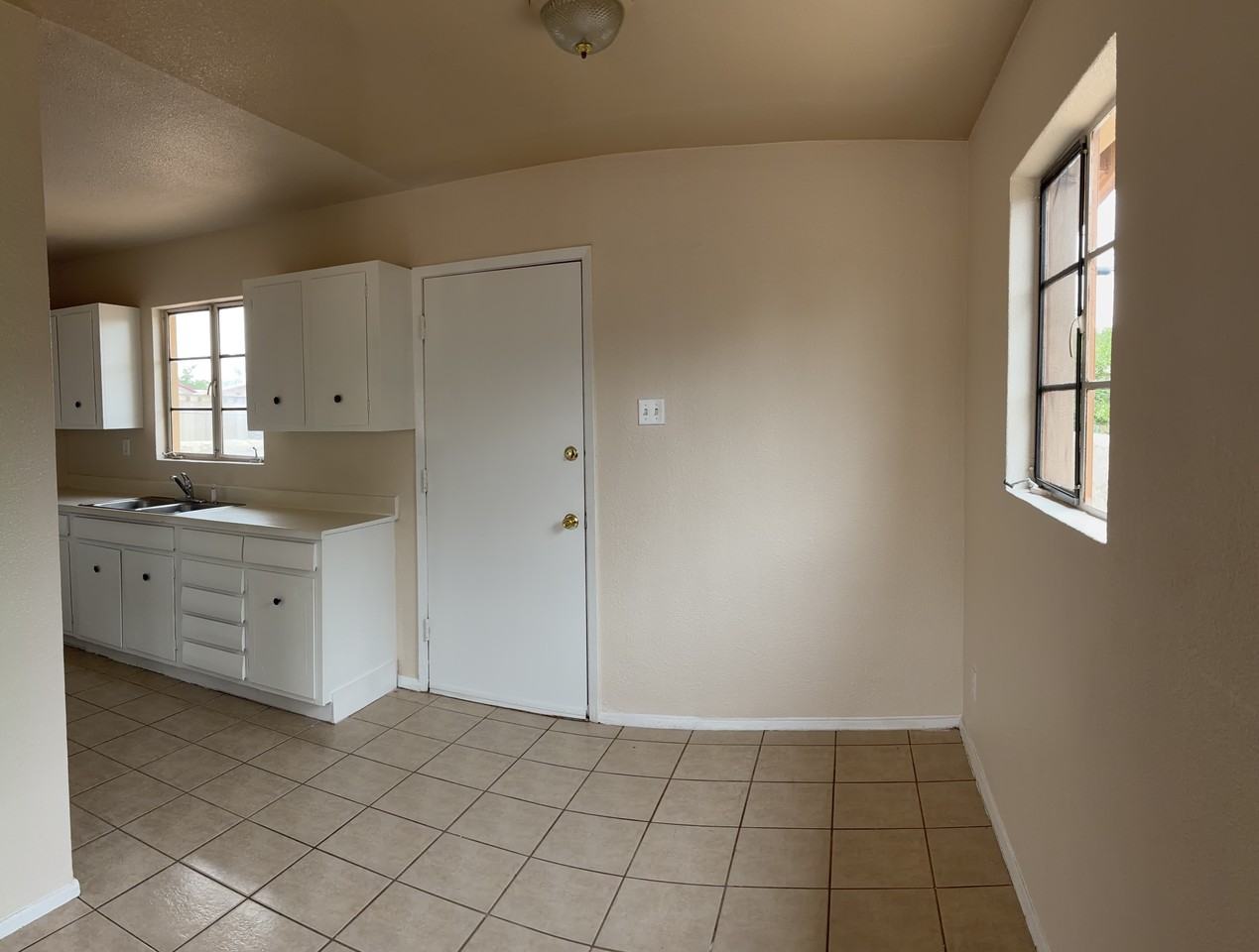 5140 Tropicana Ave #1 - Photo 6 of 11