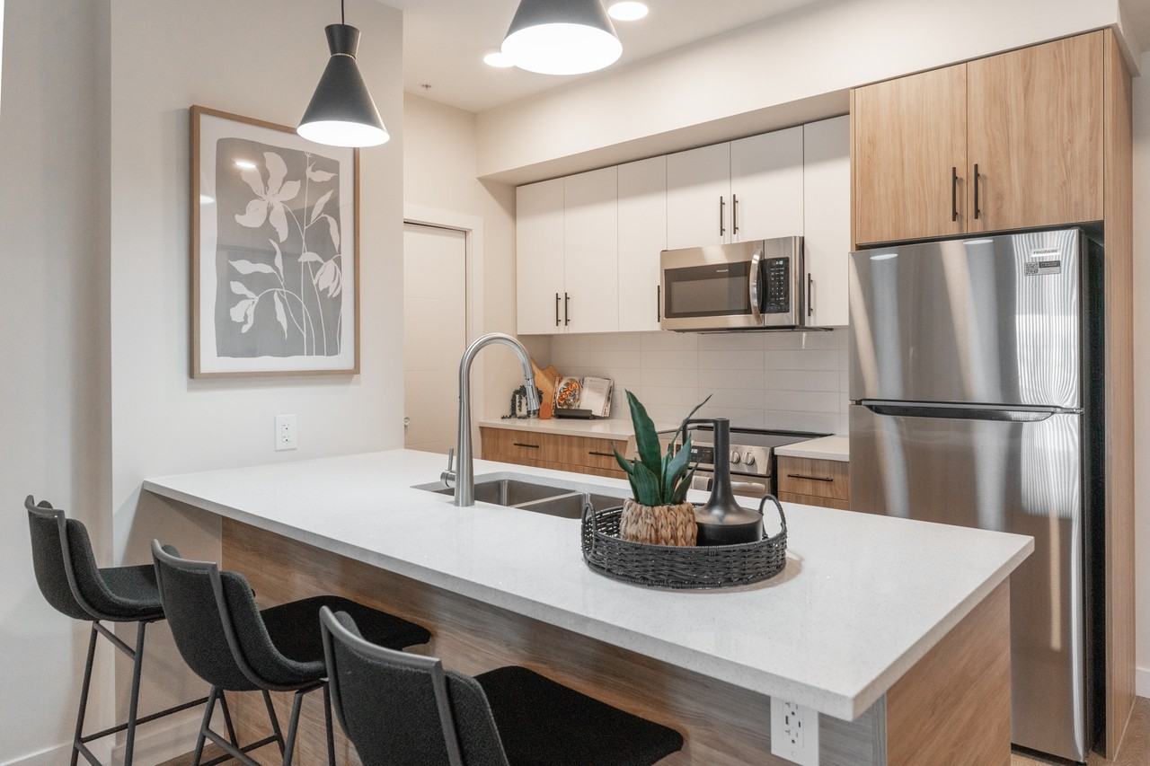Vista Apartments at Edgemont - Photo 3 of 35