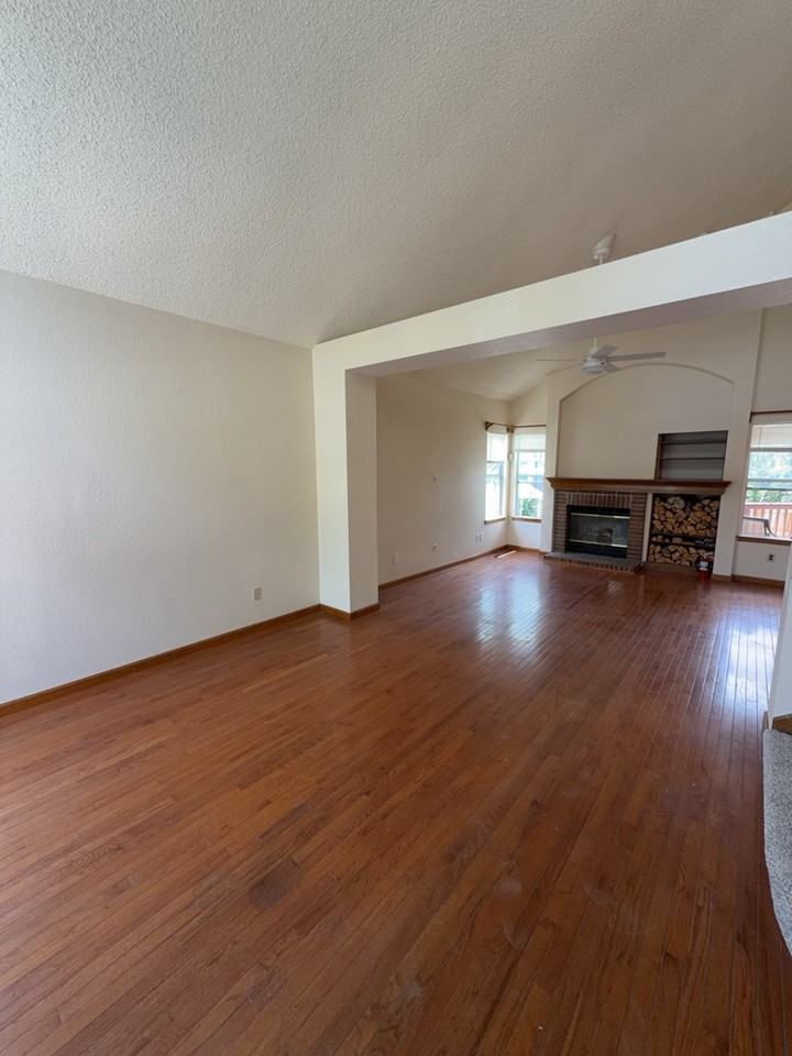 3960 Breaking Dawn St #1 - Photo 2 of 18