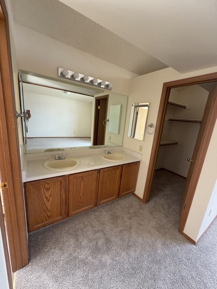 3960 Breaking Dawn St #1 - Photo 7 of 18