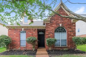 featured image of 8645 Valmont Cir
