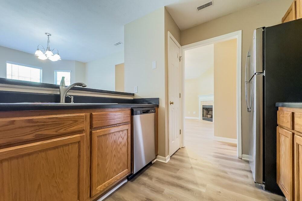 1116 Kramden Ct - Photo 7 of 16