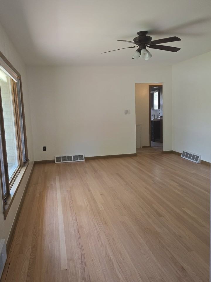 2315 S Lombardy Ln #1 - Photo 6 of 19