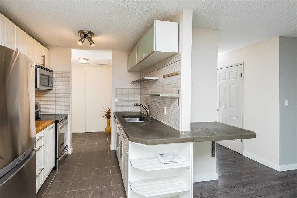 2545 116 ST NW Unit 300 - Photo 7 of 31