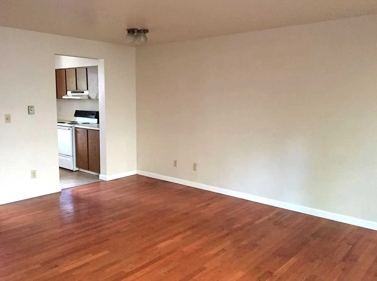 8606 23rd Avenue NortheastUnit 1 #1 - Photo 3 of 17