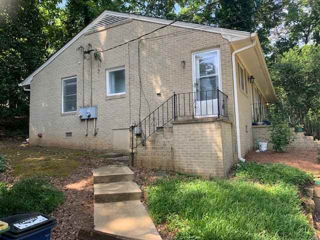 597 Highland Ave #597 - Photo 4 of 27