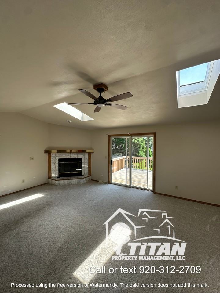 2911/2913 West Creek Valley Lane - 1 #1 - Photo 3 of 12