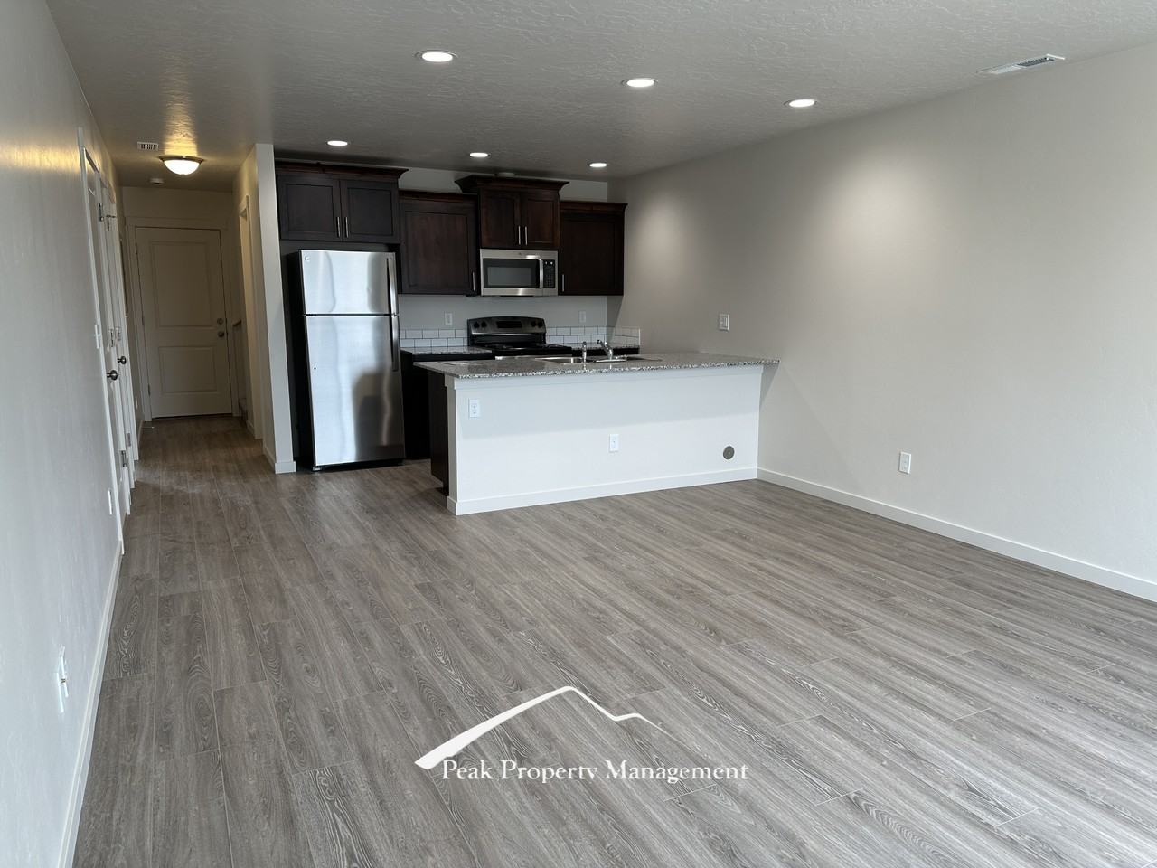 N Franklin Blvd #16550 - Photo 2 of 19
