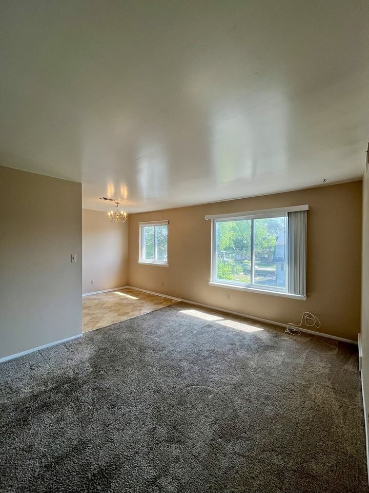 939 James Street12 #12 - Photo 5 of 11