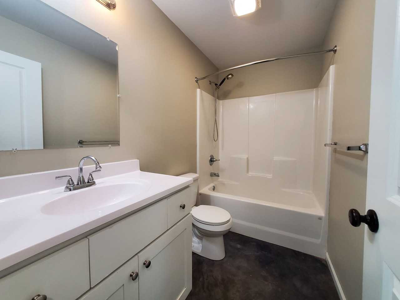 200 Cane Creek Ln - Photo 6 of 11