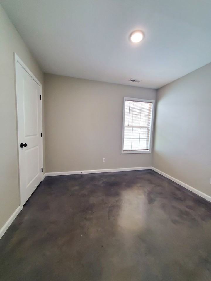 200 Cane Creek Ln - Photo 7 of 11