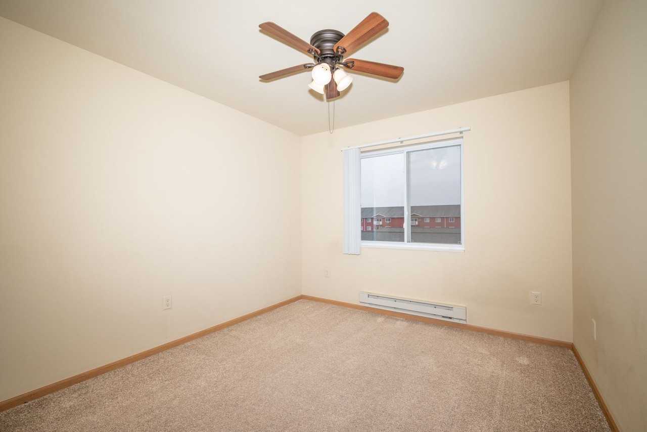 Berry Pointe Luxury Apartments - Photo 3 of 47