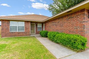 800 Nw 22nd St #1 - Photo 1 of 1