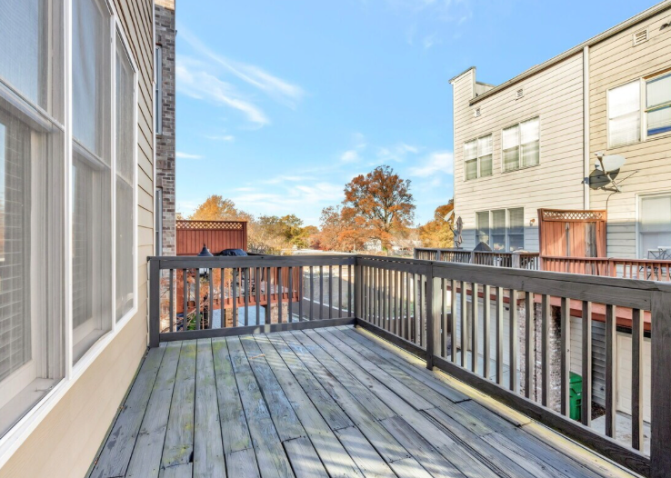 769 Liberty Commons Dr Nw - Photo 3 of 17
