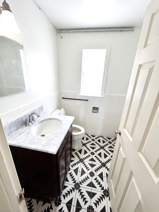 E Monument Ave #11 - Photo 6 of 8