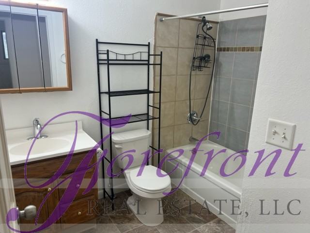 1335 S Lowell St #1 - Photo 5 of 10