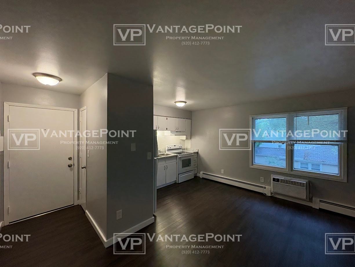 1054 Grognet St #F - Photo 5 of 10
