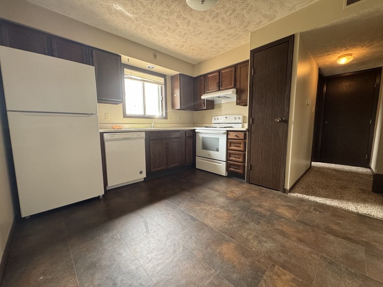 832 Flats - 622 N Colorado Ave - 7 #7 - Photo 5 of 9