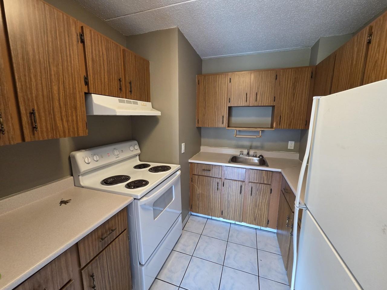 411 Ellerdale St #401 - Photo 6 of 29