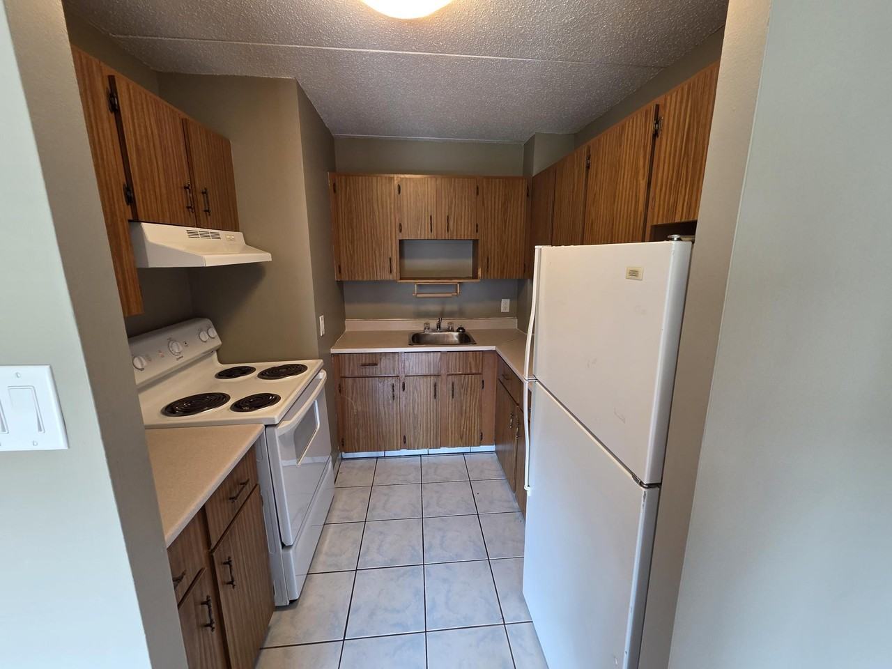 411 Ellerdale St #401 - Photo 7 of 29