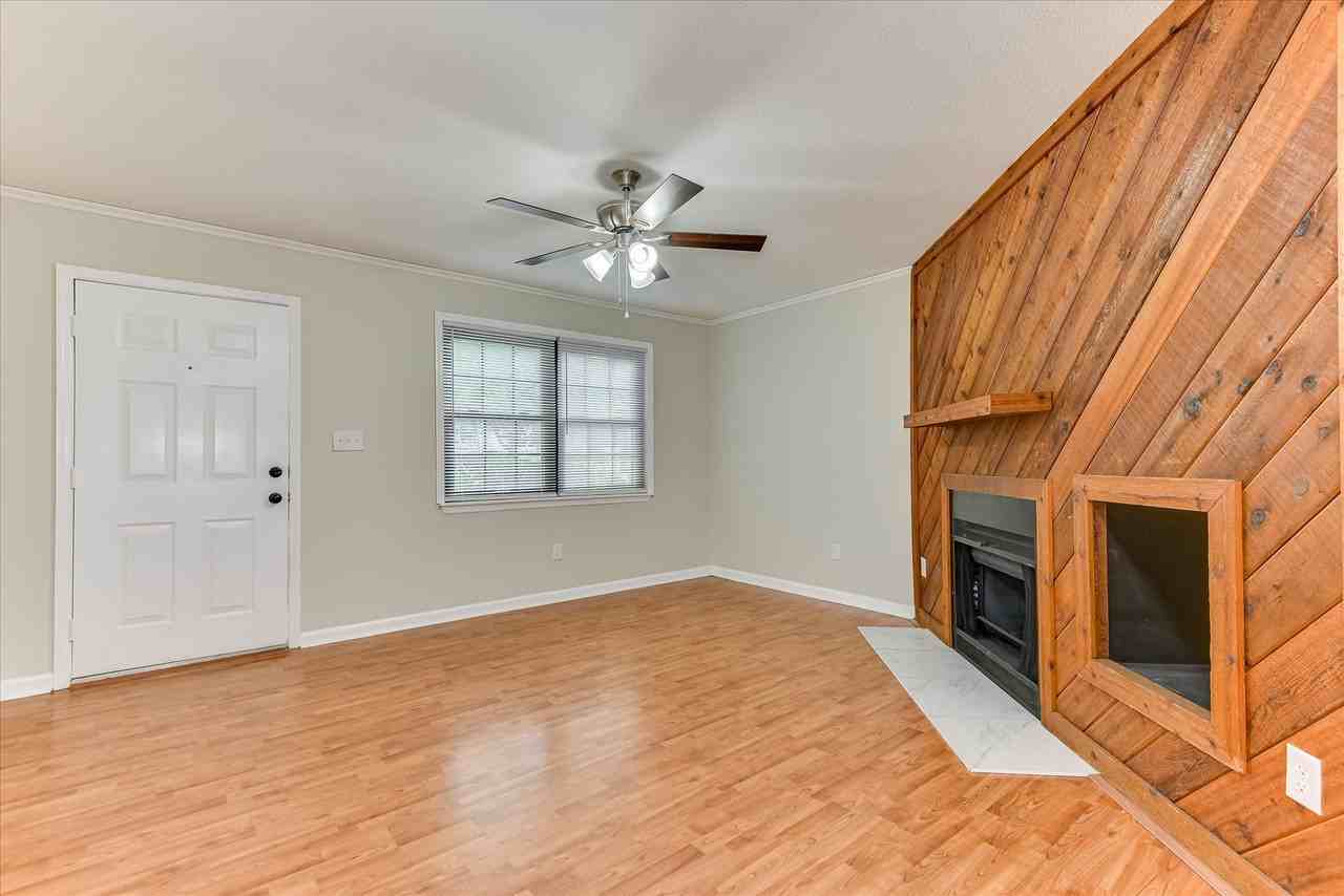 208 W Buena Vista Ave #1 - Photo 5 of 31