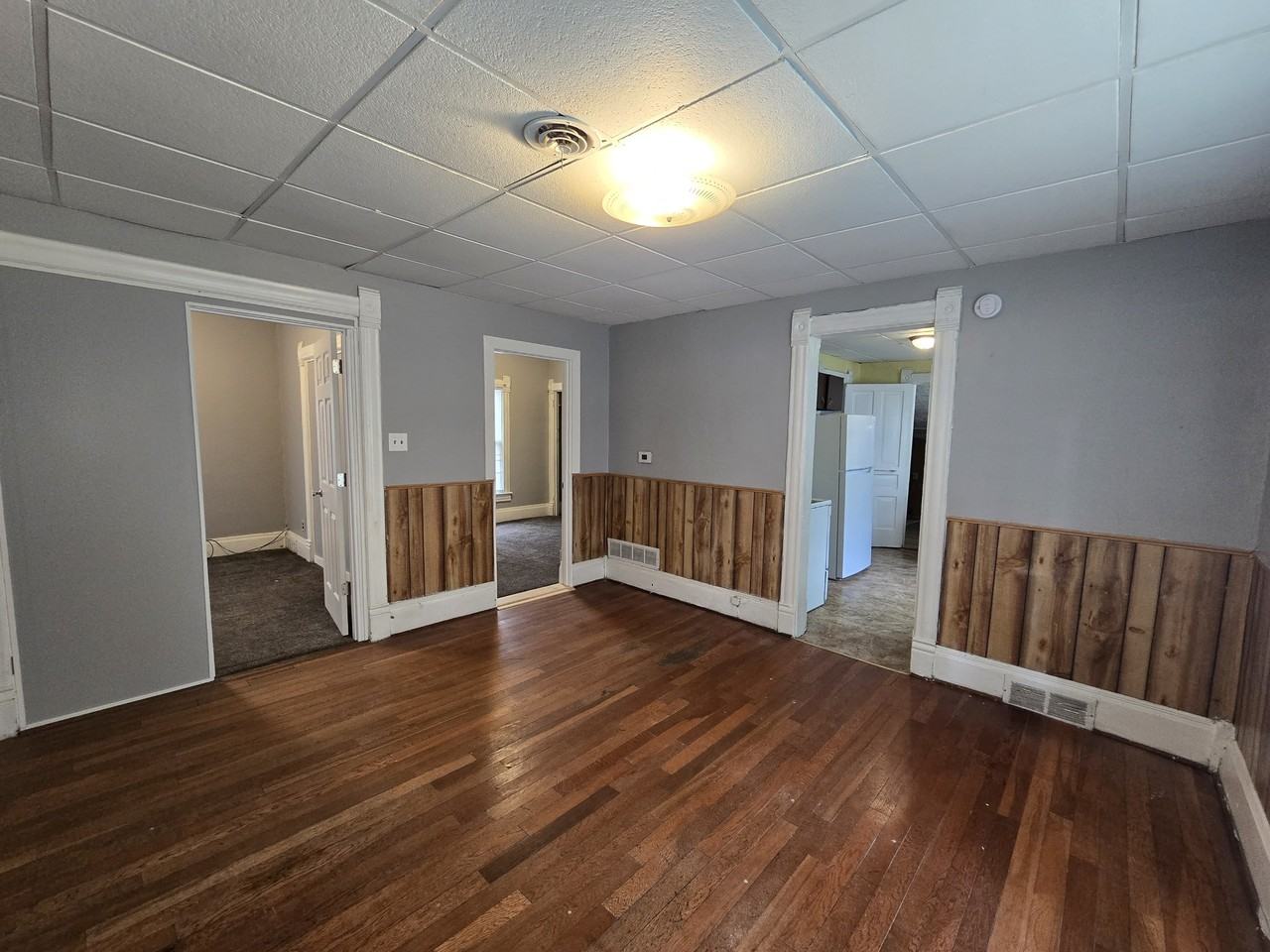 232 Center St #1 - Photo 3 of 27