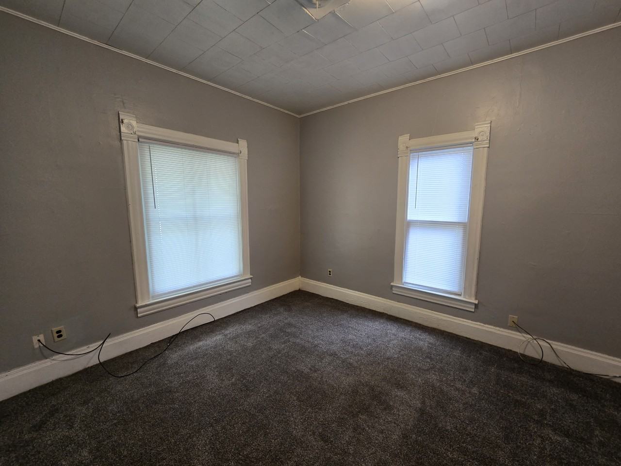 232 Center St #1 - Photo 7 of 27