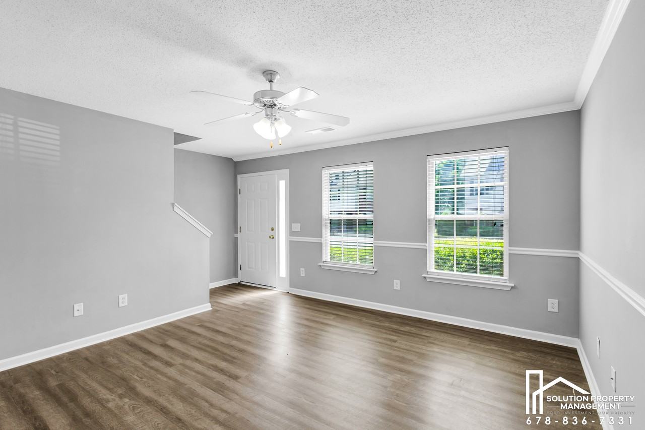 141 Madison Pl #1 - Photo 3 of 20
